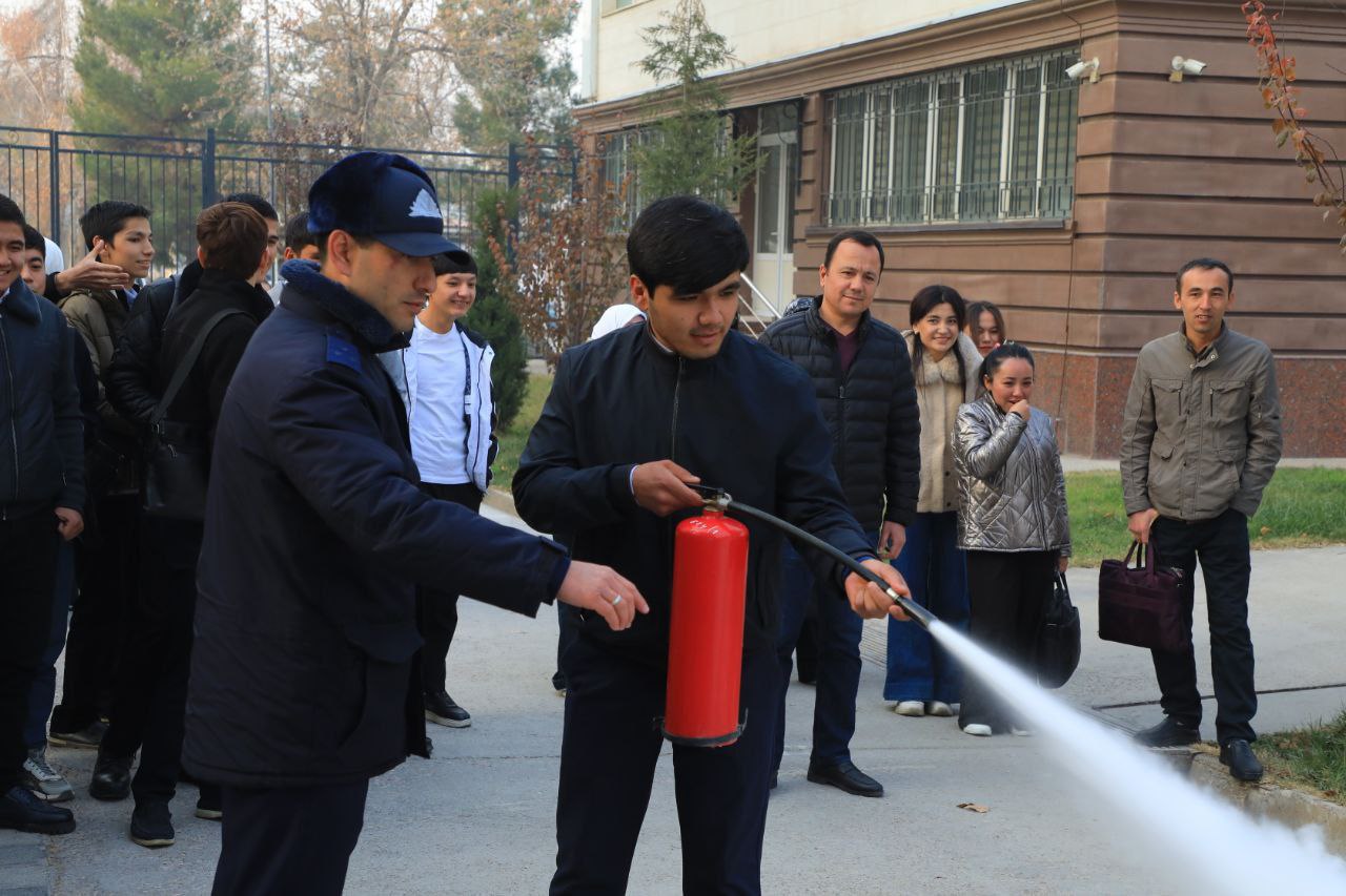 Toshkent arxitektura-qurilish universitetida is gazidan zaharlanishning oldini olishga bag‘ishlangan nazariy va amaliy mashg‘ulot o'tkazildi